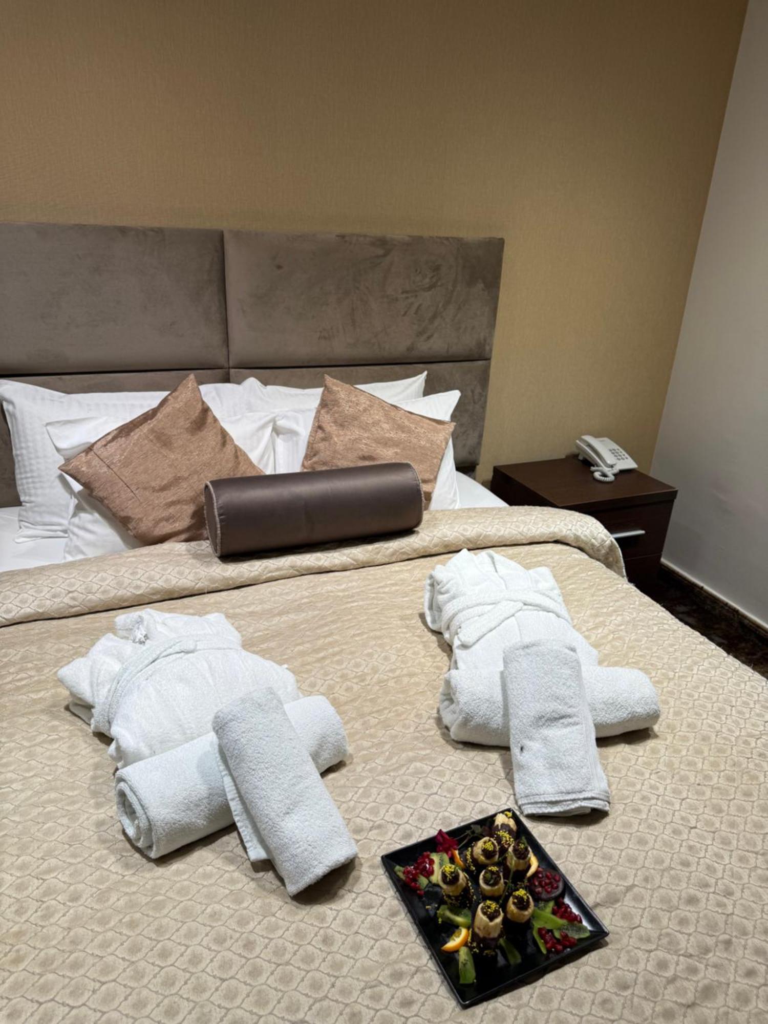 Guest House Panorama Aqualux With Free Parking Novi Sad Bagian luar foto