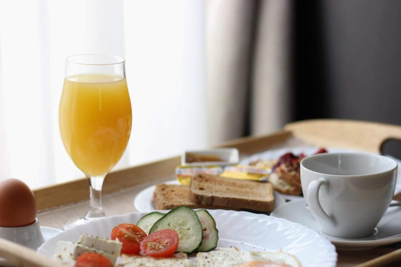 Guest House Panorama Aqualux With Free Parking Novi Sad Bagian luar foto
